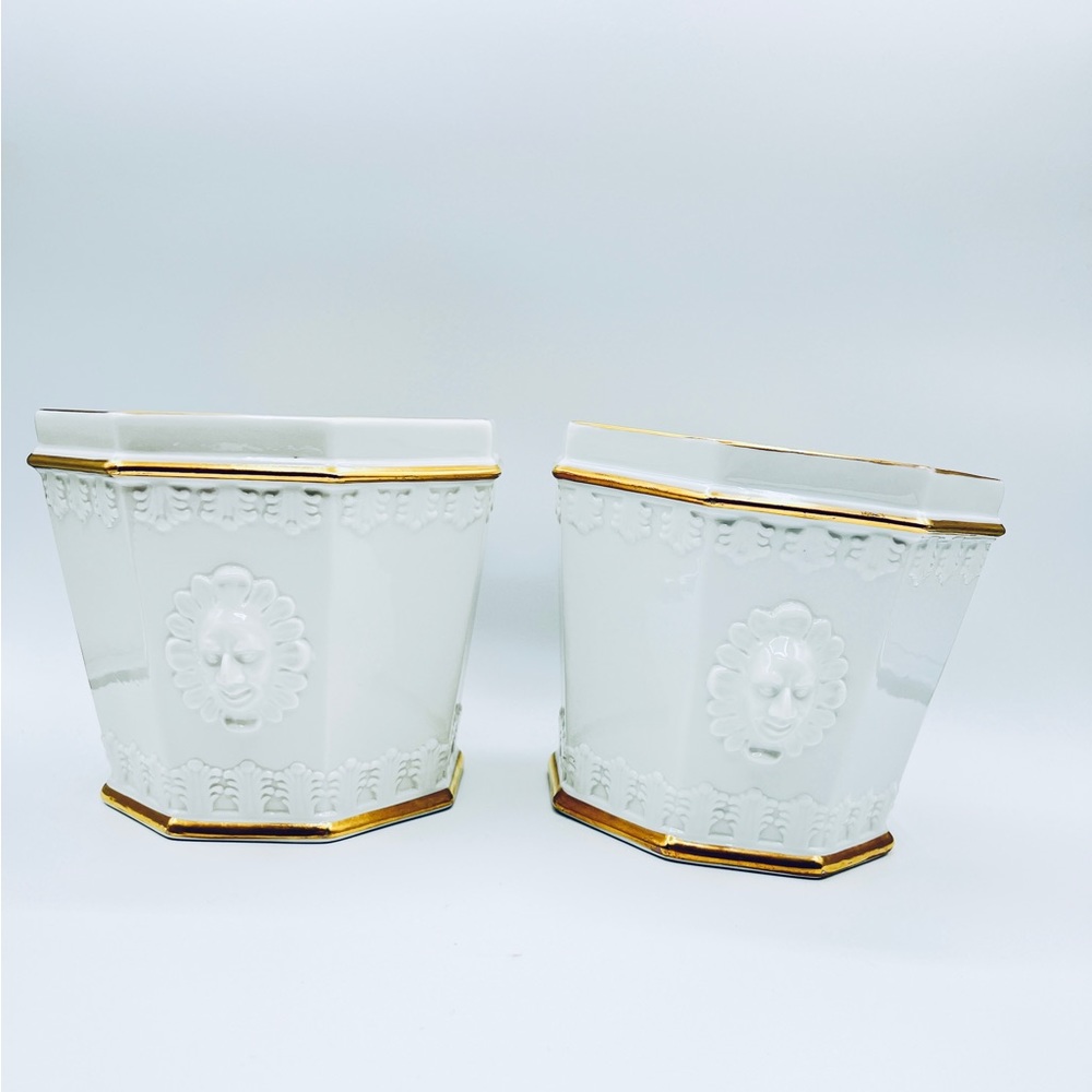 Vista Alegre Portugal porcelain cache pots